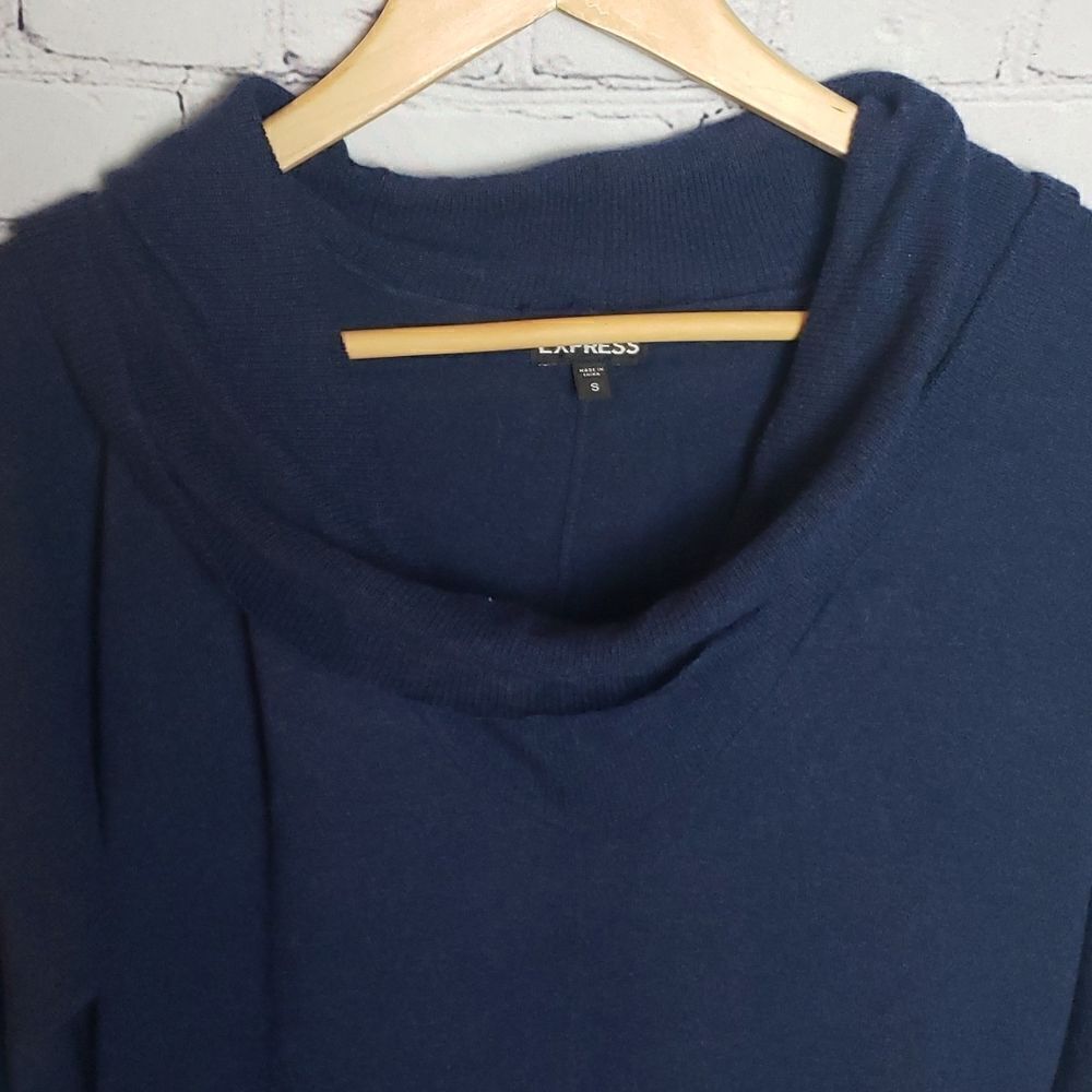 Express Sweater Dress - Picture 4 of 7